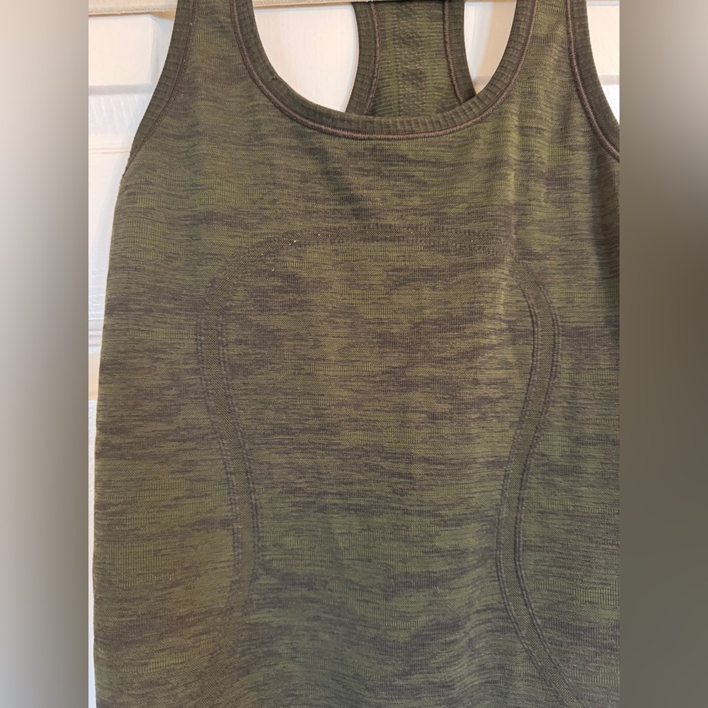 Lululemon Swiftly Tech Racerback - Picture 4 of 5